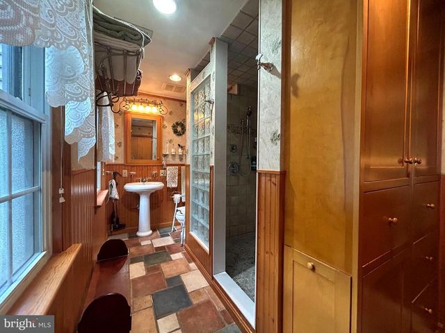 273 OLD STATE RD, Royersford, PA 19468