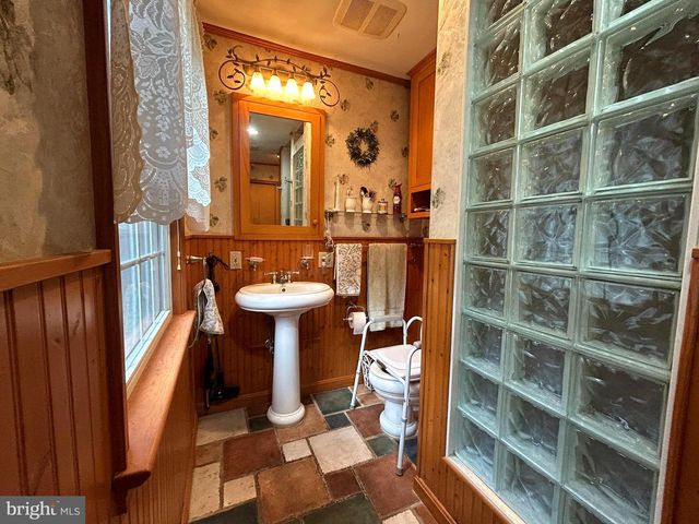 273 OLD STATE RD, Royersford, PA 19468