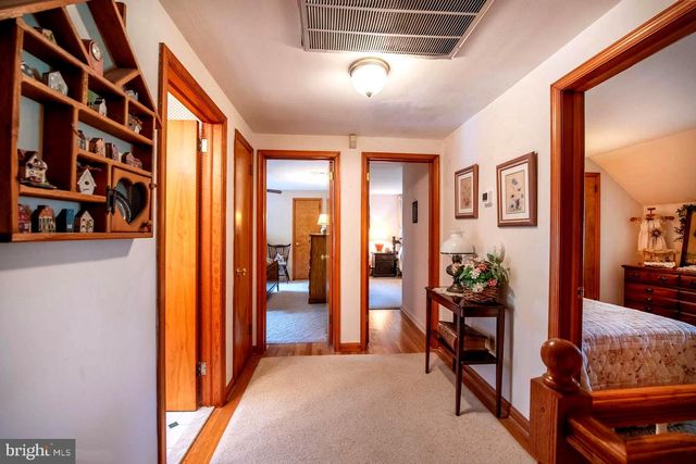 273 OLD STATE RD, Royersford, PA 19468