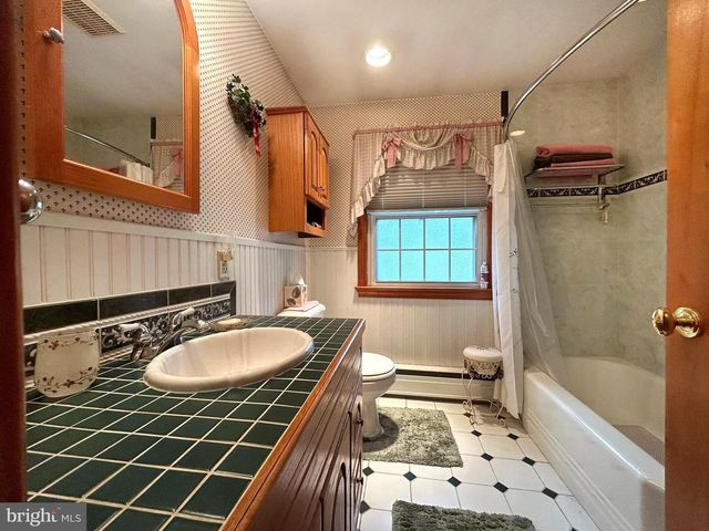 273 OLD STATE RD, Royersford, PA 19468