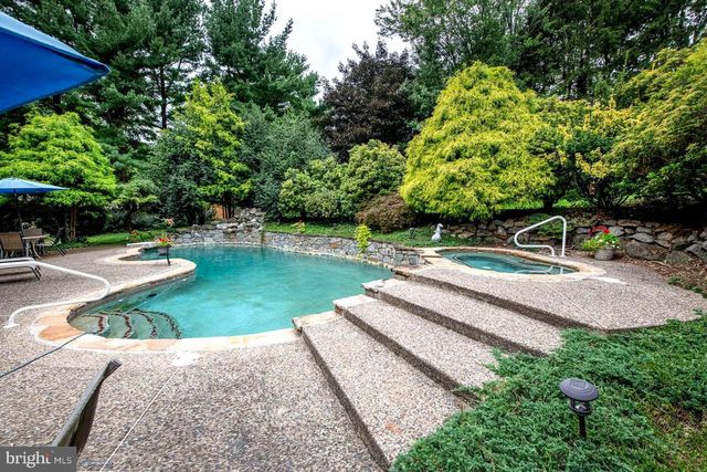 273 OLD STATE RD, Royersford, PA 19468