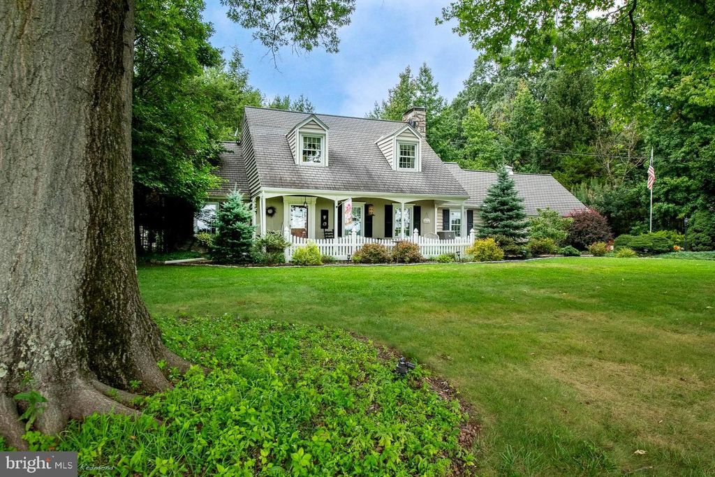 273 OLD STATE RD, Royersford, PA 19468