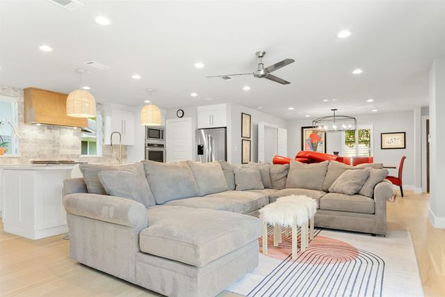 8344 San Cristobal Drive, Dallas, TX 75218