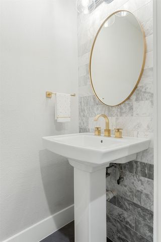 8344 San Cristobal Drive, Dallas, TX 75218