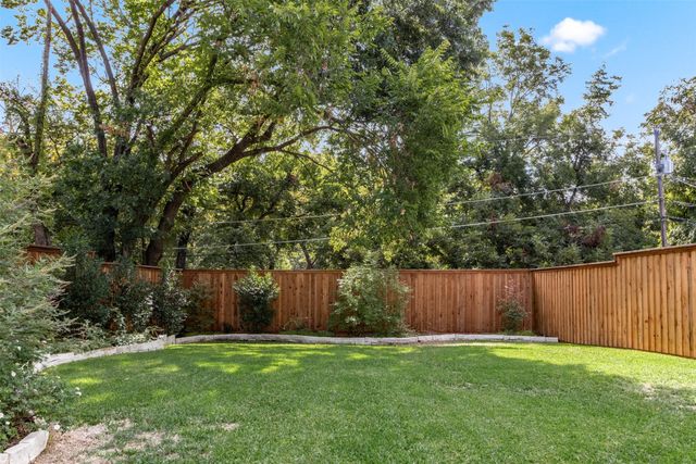 8344 San Cristobal Drive, Dallas, TX 75218