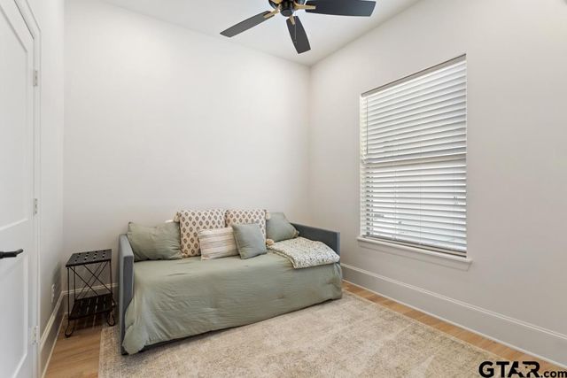 5300 Hollytree Dr, Tyler, TX 75703