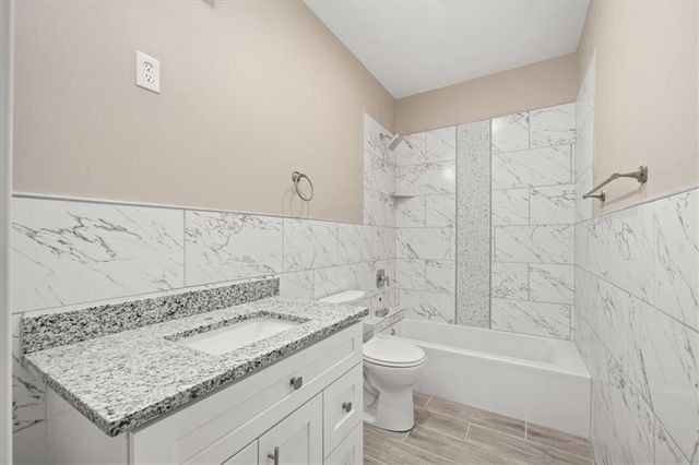 1017 Armstrong Avenue, Kansas City, KS 66102