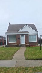 17076 Stricker Avenue, Eastpointe, MI 48021
