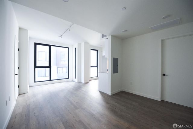 395 6th Street 214, San Francisco, CA 94107