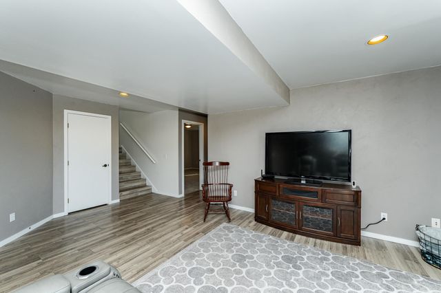 9 Island Heights Court NE, Pine Island, MN 55963