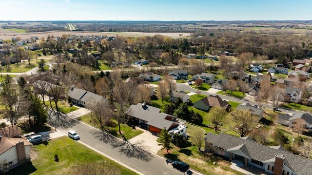 9 Island Heights Court NE, Pine Island, MN 55963