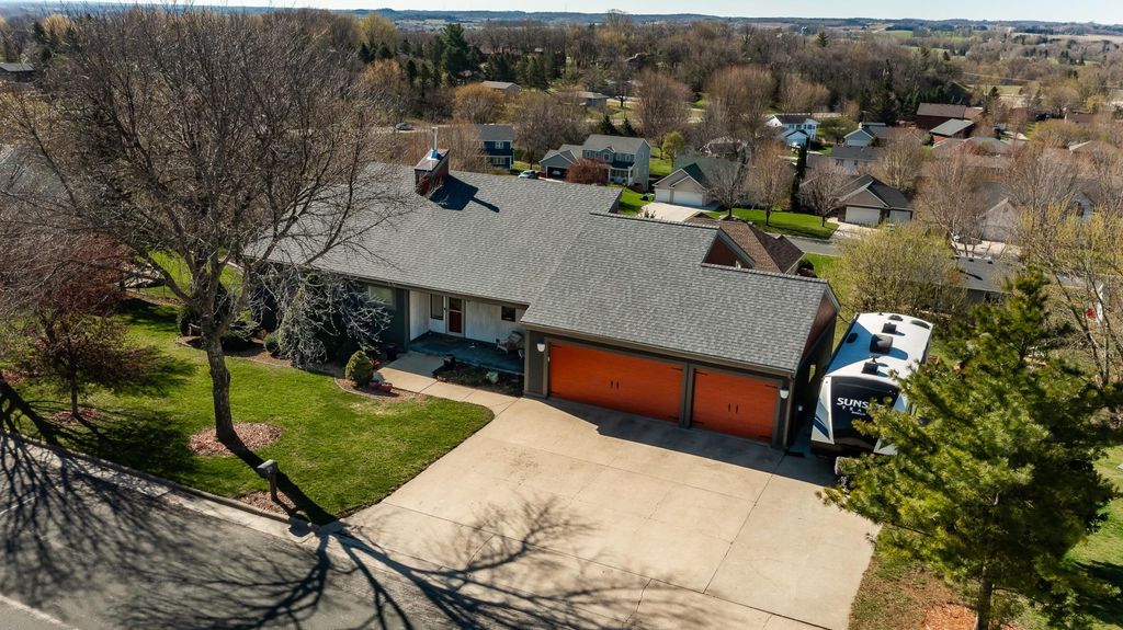 9 Island Heights Court NE, Pine Island, MN 55963