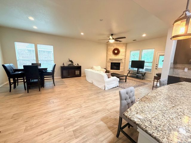 12727 Gruene Pass, San Antonio, TX 78253