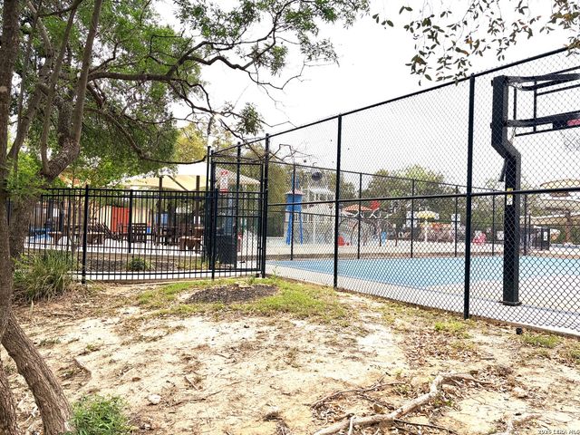 12727 Gruene Pass, San Antonio, TX 78253