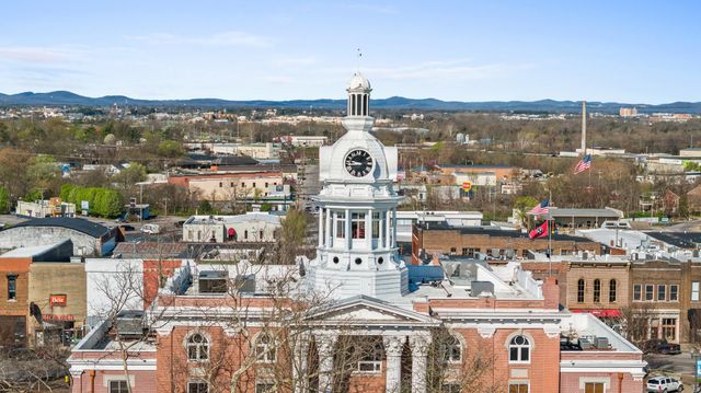 1210 Leavell Lane, Murfreesboro, TN 37130