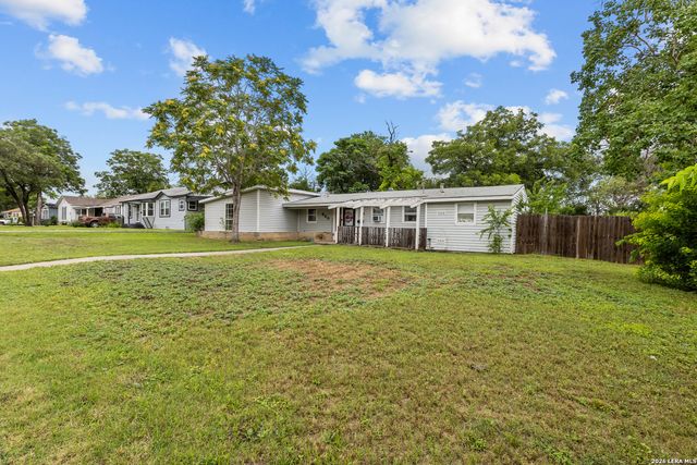530 JOHN ADAMS DR, San Antonio, TX 78228