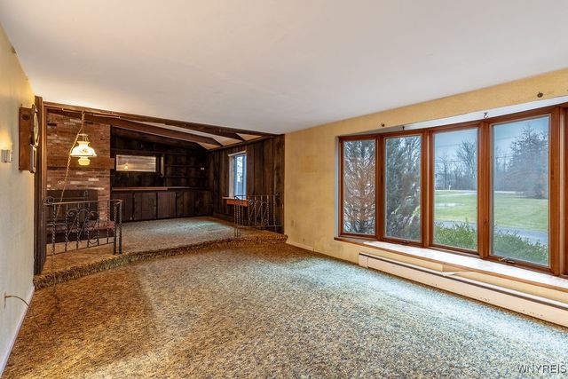 1940 Stony Point Road, Grand Island, NY 14072