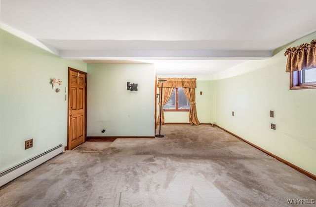 1940 Stony Point Road, Grand Island, NY 14072