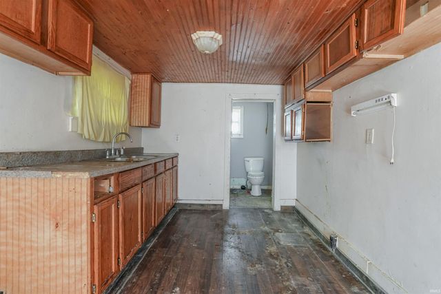 5964 N Miller, Uniondale, IN 46791