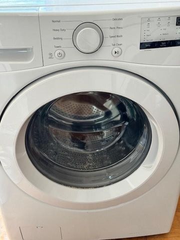 40 Bourne Street 2, Bristol, RI 02809