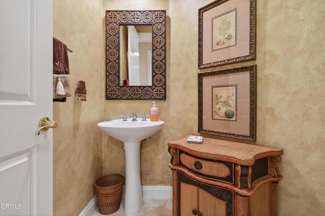 2830 Avenida De Autlan, Camarillo, CA 93010