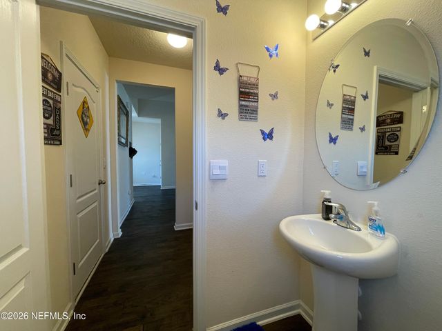 2587 OAK STREAM Drive, Green Cove Springs, FL 32043