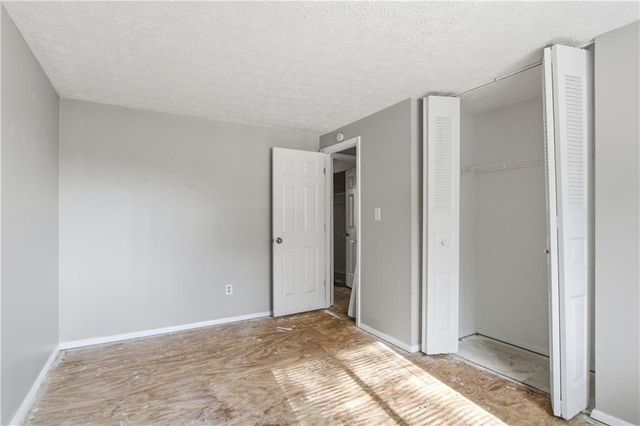 330 Hembree Forest Circle, Roswell, GA 30076