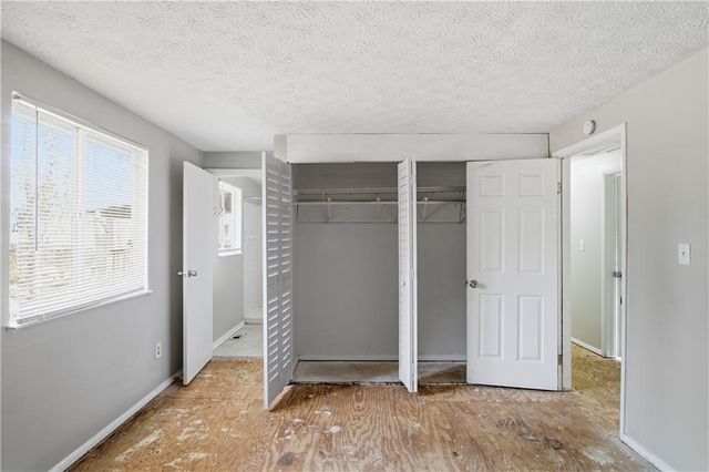 330 Hembree Forest Circle, Roswell, GA 30076