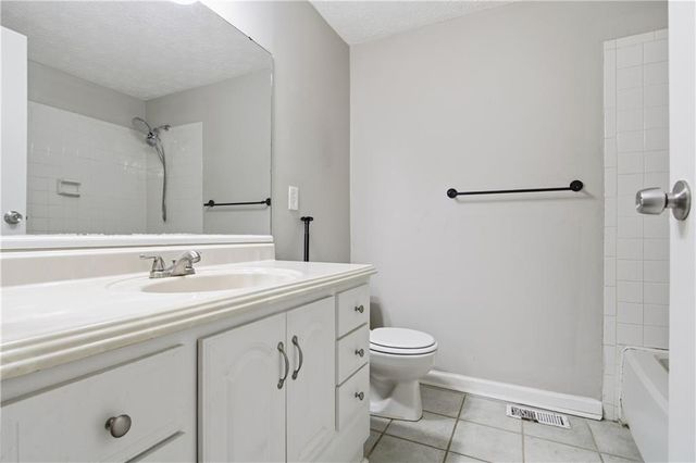 330 Hembree Forest Circle, Roswell, GA 30076