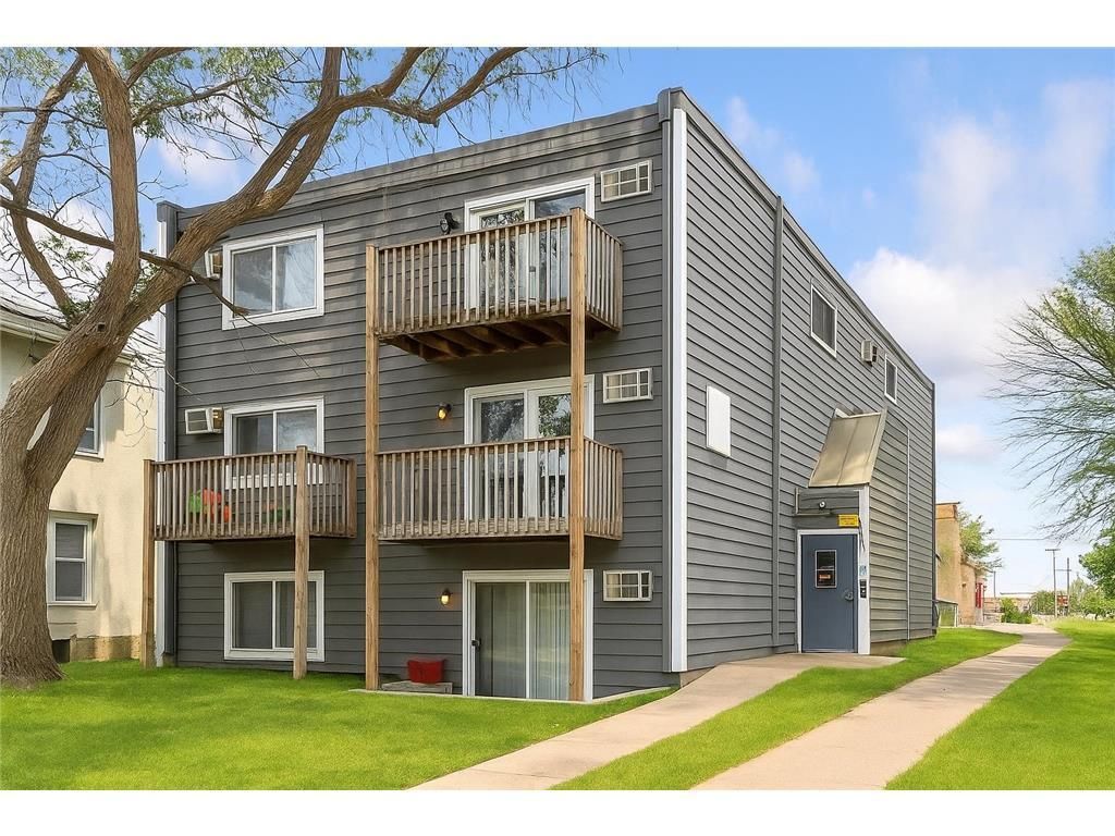 924 21st Avenue S, Minneapolis, MN 55404 — exterior
