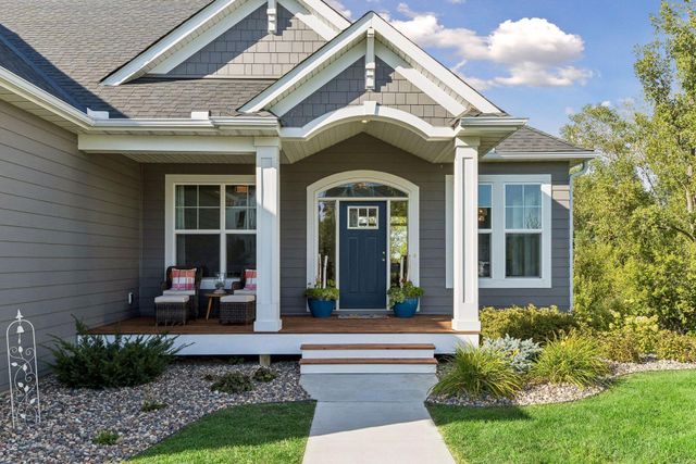 9578 8th Street N, Lake Elmo, MN 55042