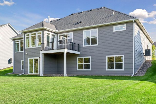 9578 8th Street N, Lake Elmo, MN 55042
