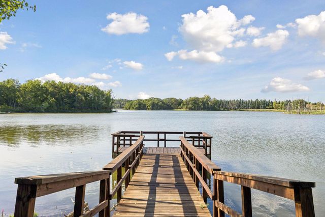 9578 8th Street N, Lake Elmo, MN 55042