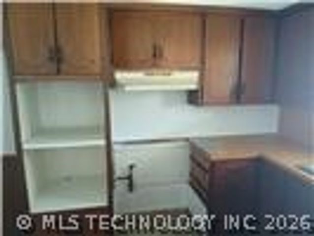 2163 S 104th East Avenue, Tulsa, OK 74129