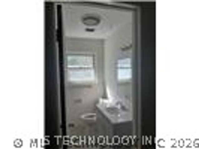 2163 S 104th East Avenue, Tulsa, OK 74129