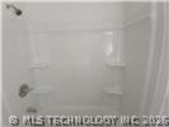 2163 S 104th East Avenue, Tulsa, OK 74129