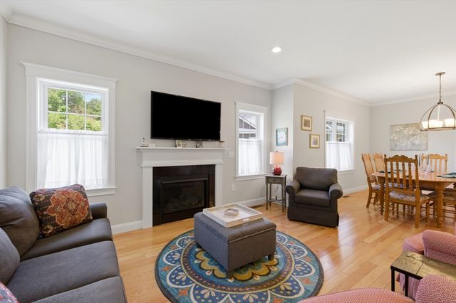 23 Fox Hill Lane 23, Dracut, MA 01826