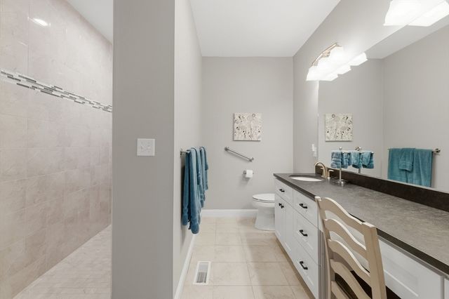 23 Fox Hill Lane 23, Dracut, MA 01826