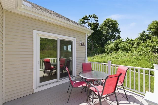 23 Fox Hill Lane 23, Dracut, MA 01826