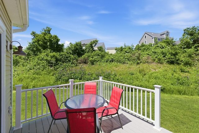 23 Fox Hill Lane 23, Dracut, MA 01826