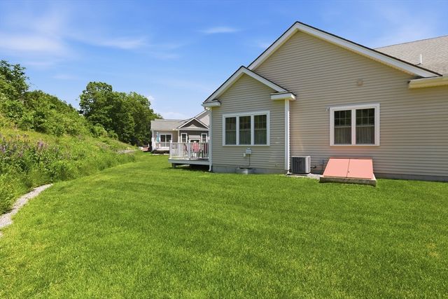 23 Fox Hill Lane 23, Dracut, MA 01826