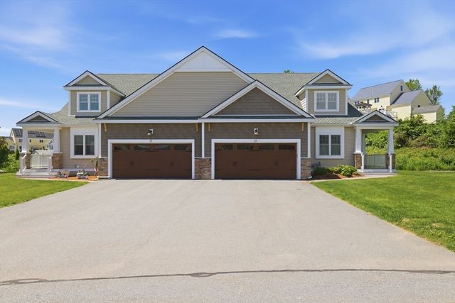 23 Fox Hill Lane 23, Dracut, MA 01826