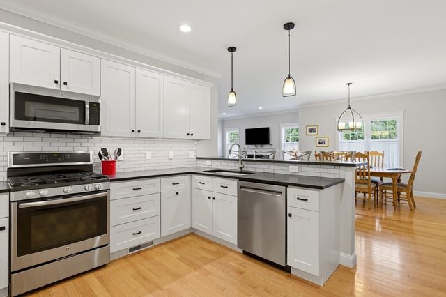 23 Fox Hill Lane 23, Dracut, MA 01826