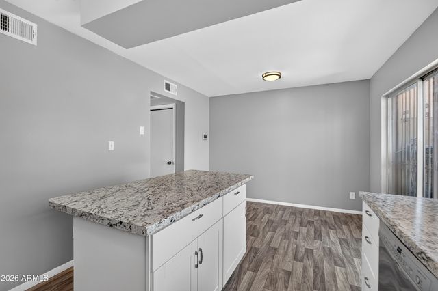 4625 W Thomas Road 34, Phoenix, AZ 85031