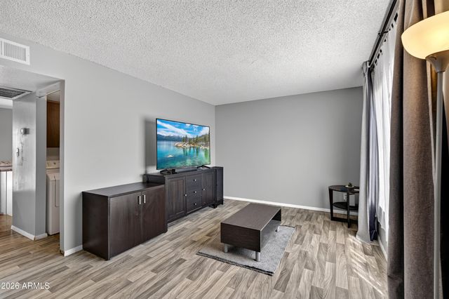 4625 W Thomas Road 34, Phoenix, AZ 85031
