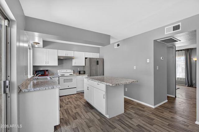 4625 W Thomas Road 34, Phoenix, AZ 85031