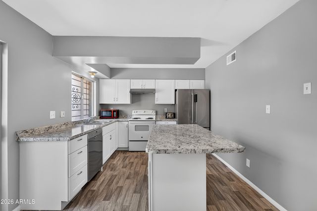 4625 W Thomas Road 34, Phoenix, AZ 85031
