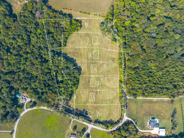 3 Pace Rd, Clarksville, TN 37043