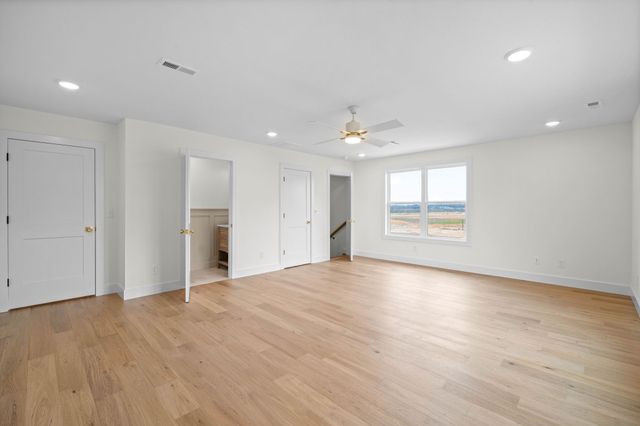 3 Pace Rd, Clarksville, TN 37043