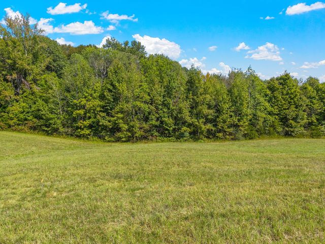 3 Pace Rd, Clarksville, TN 37043